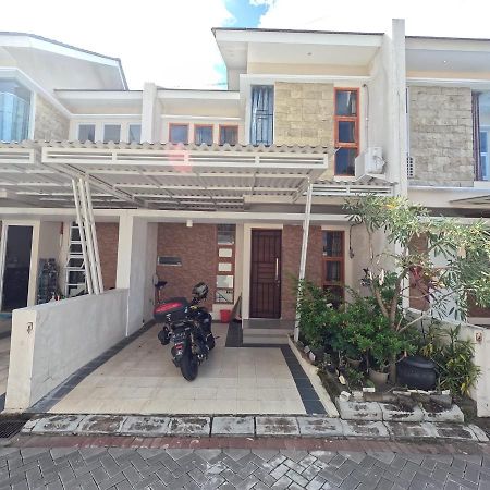 Ndalem Ngadimulyo Homestay Jogja Family Only Ngabean Zewnętrze zdjęcie