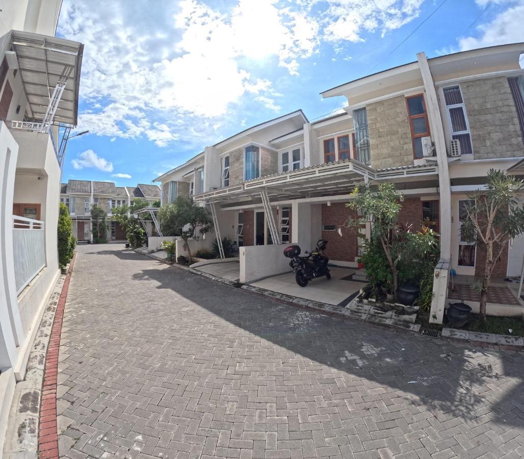 Ndalem Ngadimulyo Homestay Jogja Family Only Ngabean Zewnętrze zdjęcie