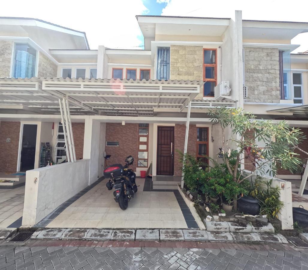 Ndalem Ngadimulyo Homestay Jogja Family Only Ngabean Zewnętrze zdjęcie